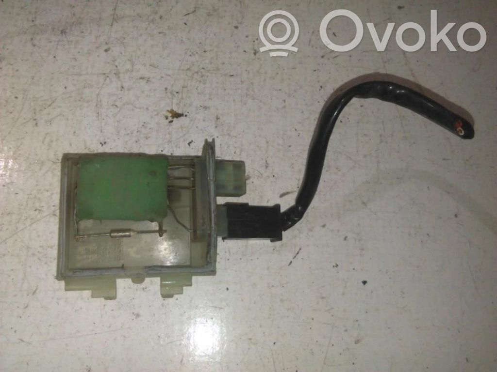 Volkswagen PASSAT B3 Rezystor / Opornik dmuchawy nawiewu
