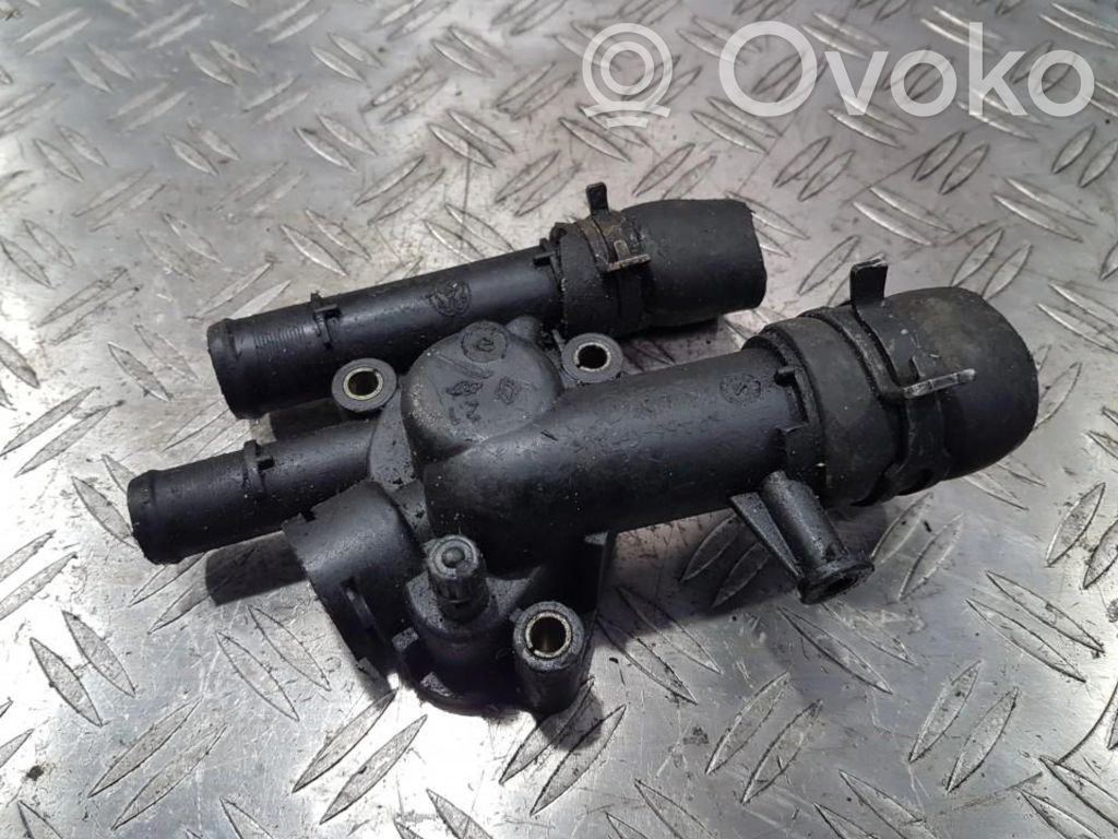 Renault Megane II Tubo flessibile del liquido di raffreddamento del motore 