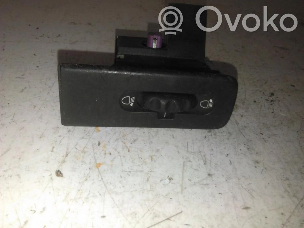 Renault Laguna I Headlight level height control switch 