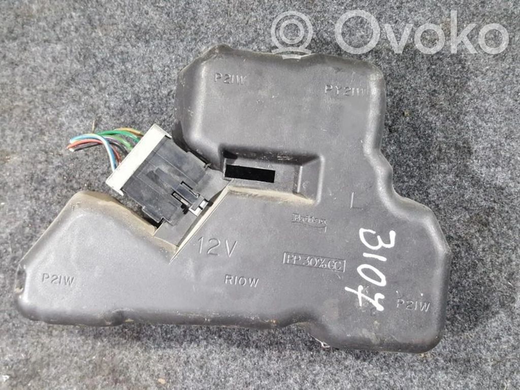 Rover 214 - 216 - 220 Porte ampoule de feu arrière
