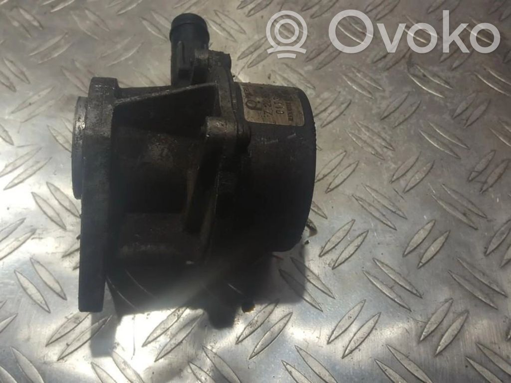 Pompe à vide   8200113585,8200113585