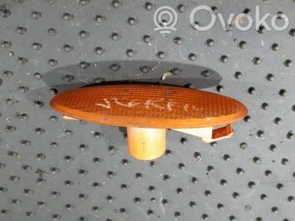 Ford Mondeo MK II Semnalizator bară față 