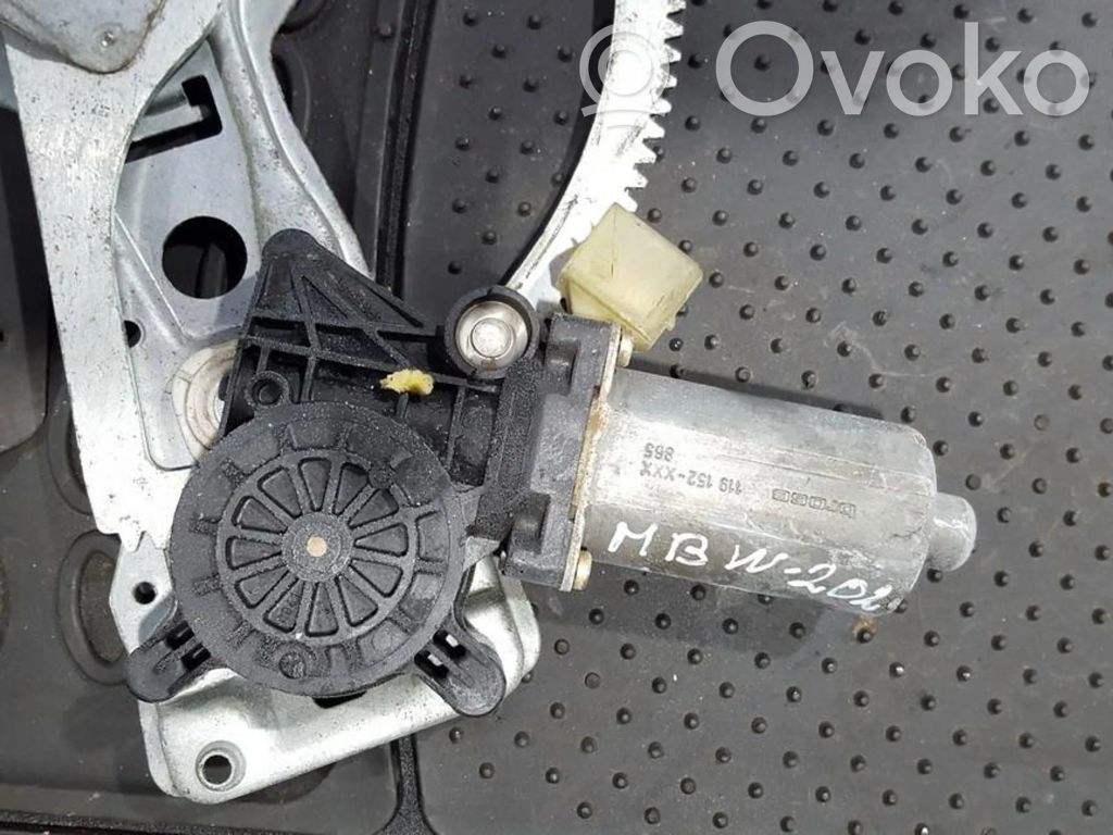 Mercedes-Benz C W202 Silnik regulatora szyby drzwi przednich
