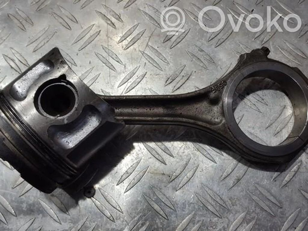 Audi A6 S6 C5 4B Piston cu bielă 