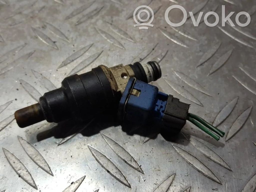 Hyundai Elantra Inyector de combustible 