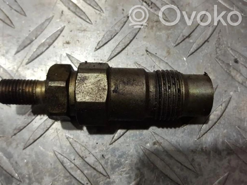 Nissan Sunny Inyector de combustible 
