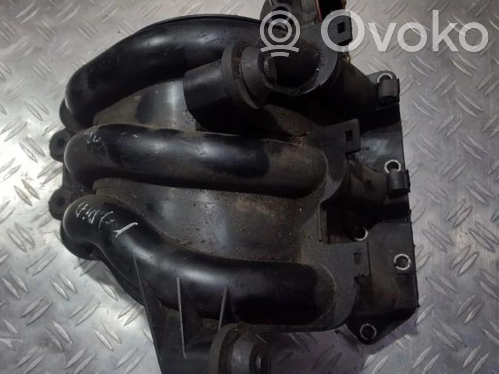 Volkswagen Polo Kolektor ssący 