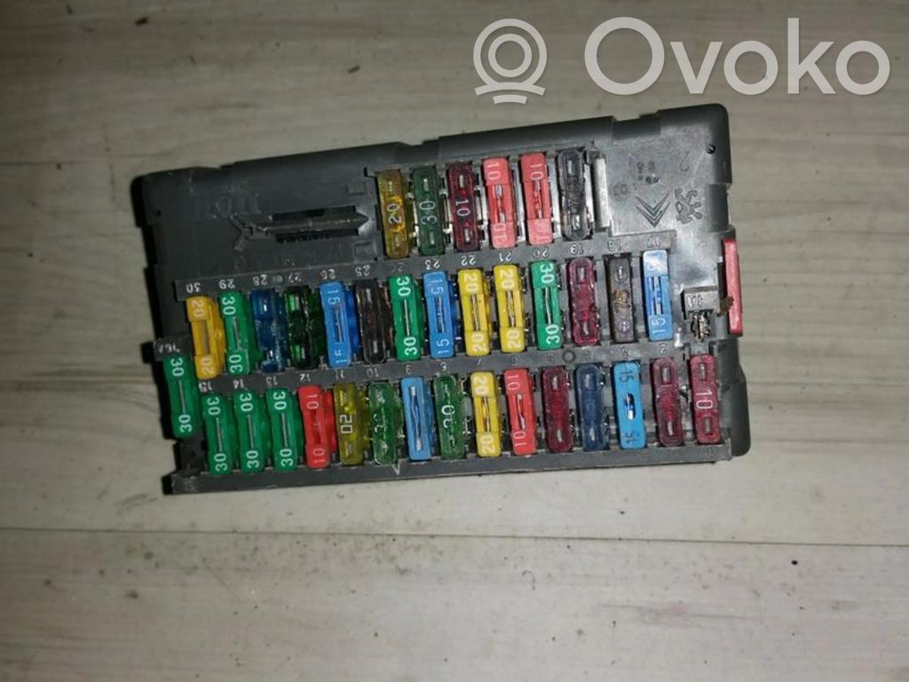 Fiat Ulysse Juego de caja de fusibles 