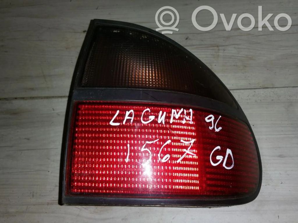 Renault Laguna I Luci posteriori 
