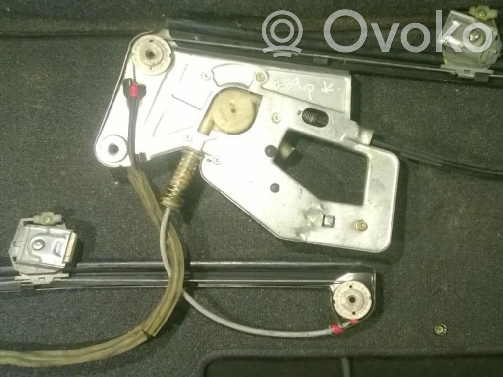 Regulador con motor de la ventanilla de la puerta corredera   8252391,8252391