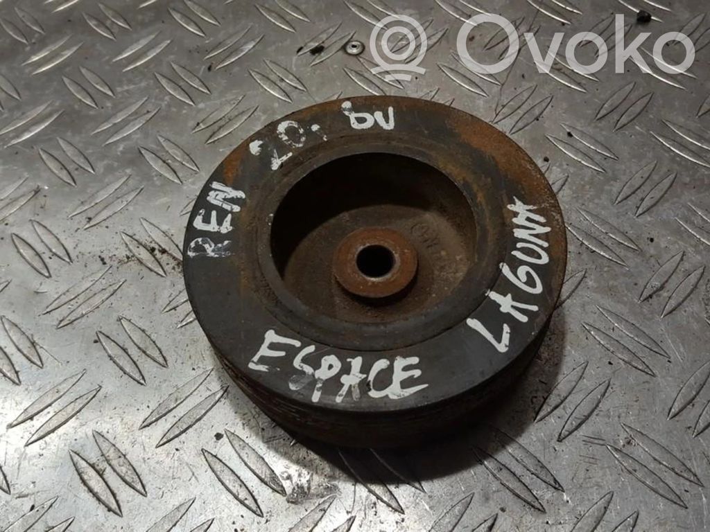 Kampiakselin vauhtipyörä