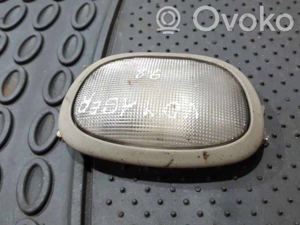 Chrysler Voyager Luz del asiento trasero
