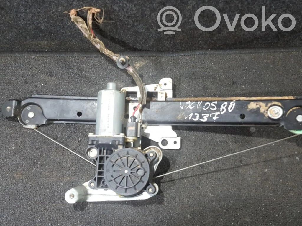 Mécanisme de lève-vitre avec moteur