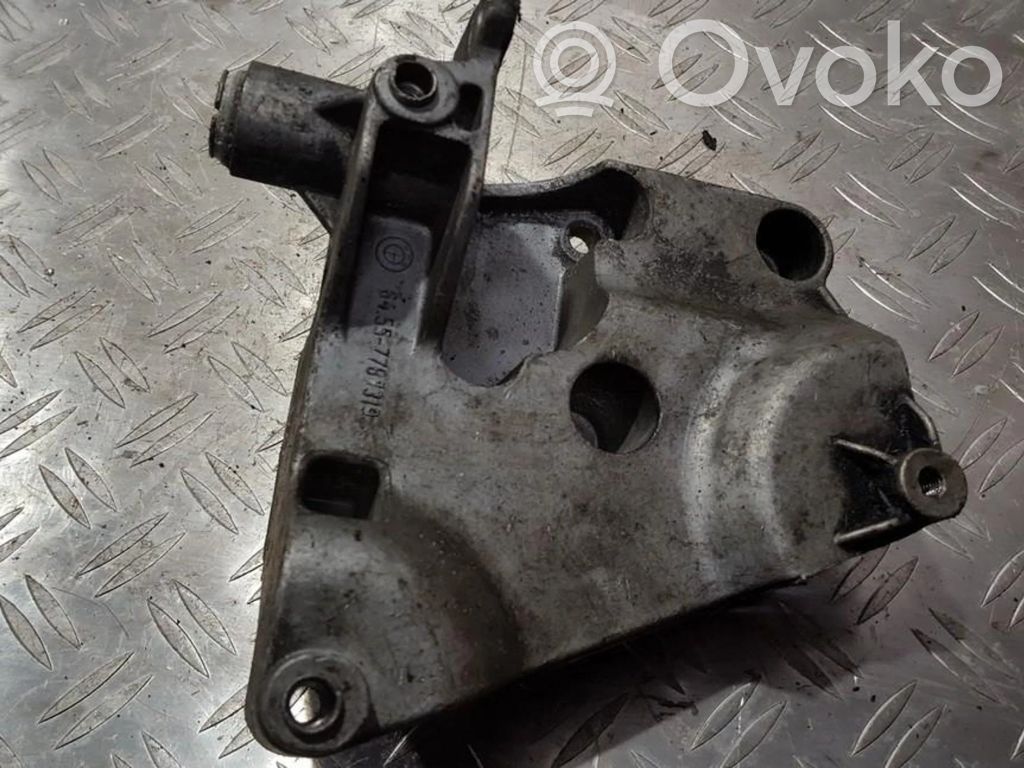 Support, suspension du moteur   64557787319,64557787319