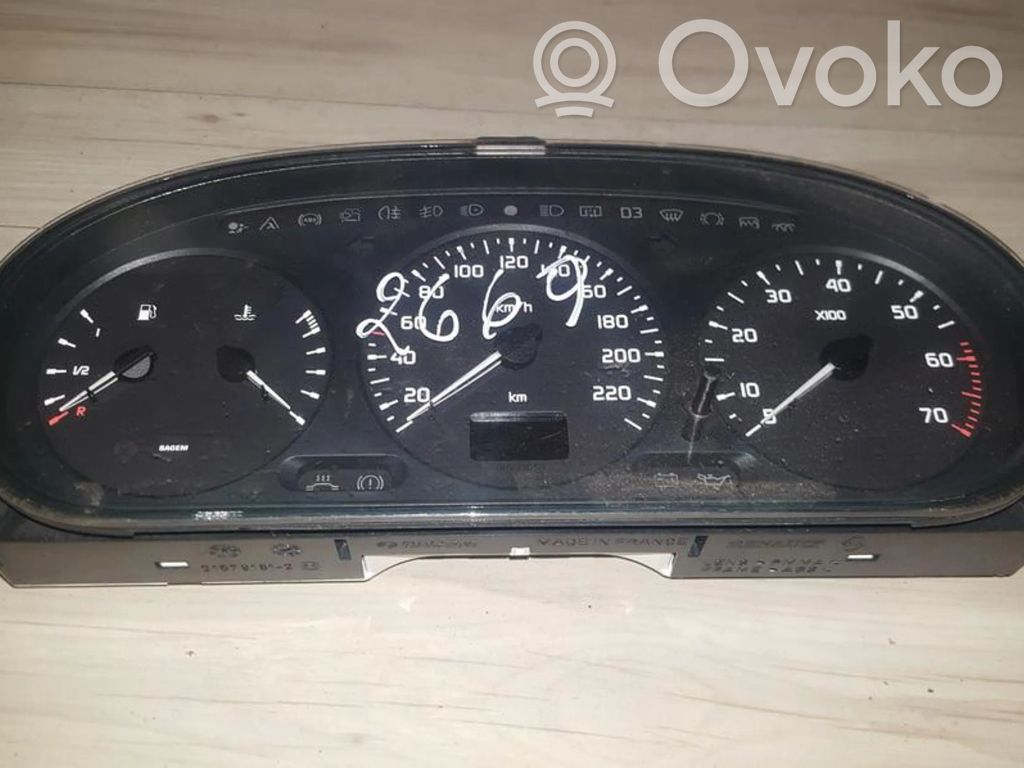 Renault Scenic I Compteur de vitesse tableau de bord 