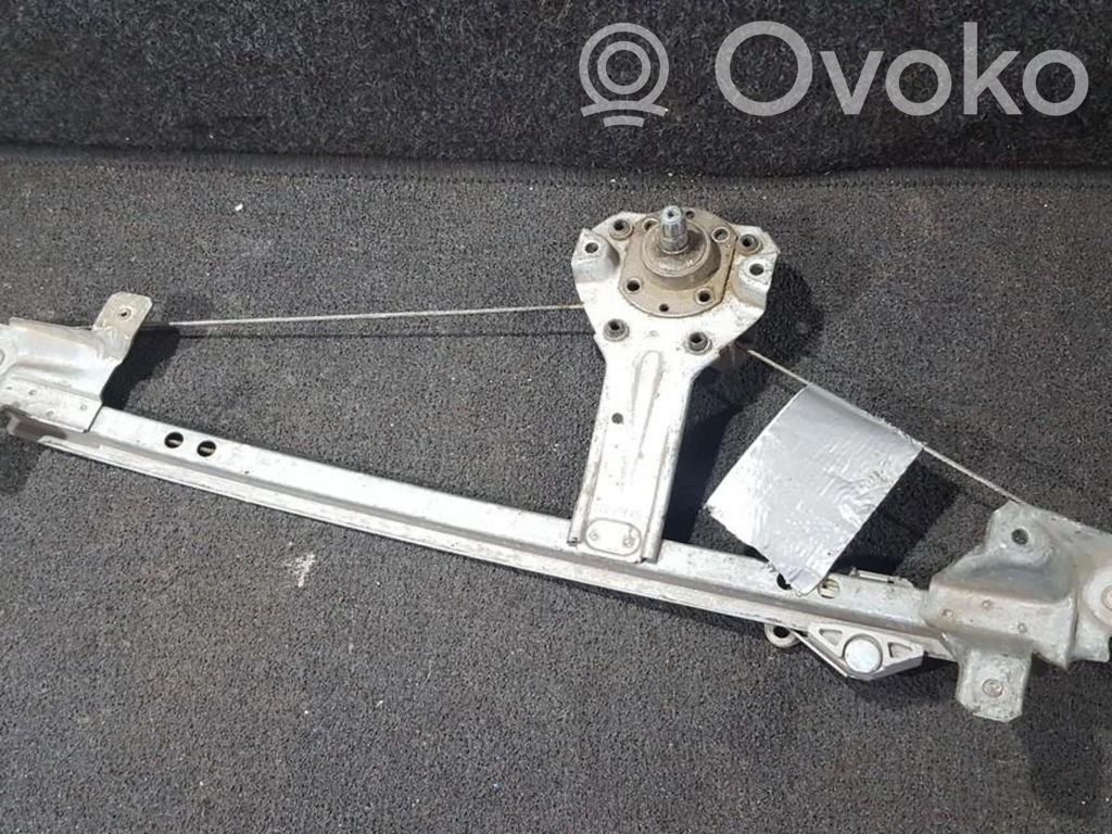Opel Omega B1 Regulador con motor de la ventanilla de la puerta corredera