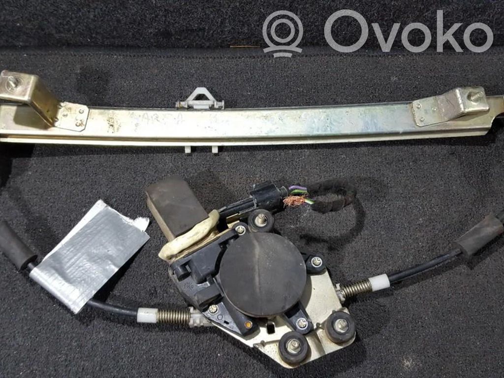 Regulador con motor de la ventanilla de la puerta corredera
