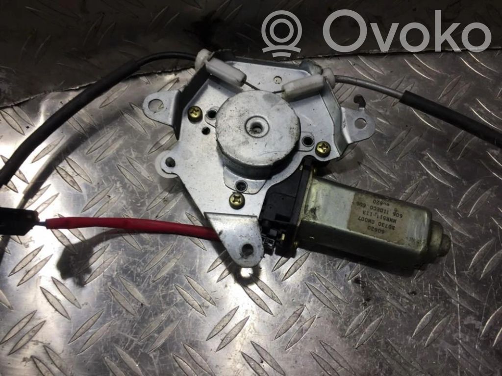 Nissan Almera Silnik regulatora szyby drzwi przednich 