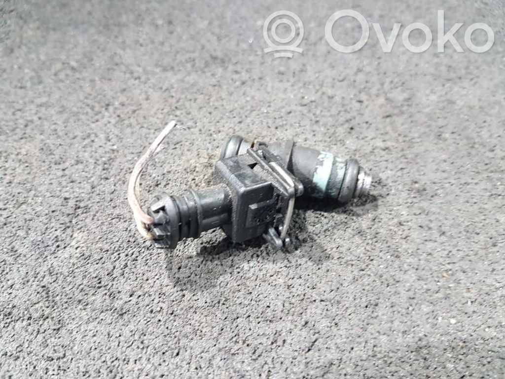 Renault Clio II Injector combustibil 