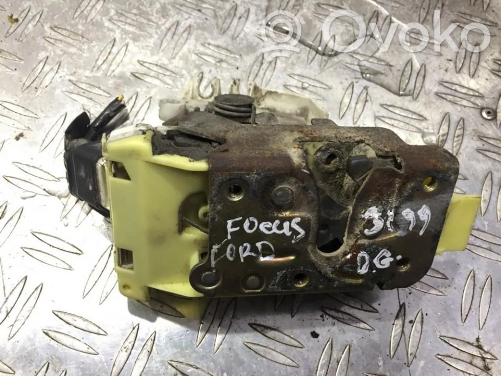 Ford Focus Zamek drzwi tylnych 