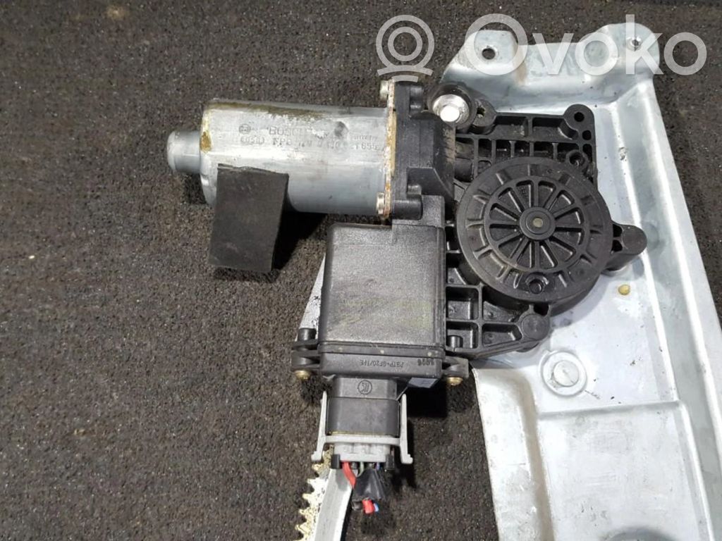 Opel Vectra B Motorino alzacristalli della portiera anteriore 