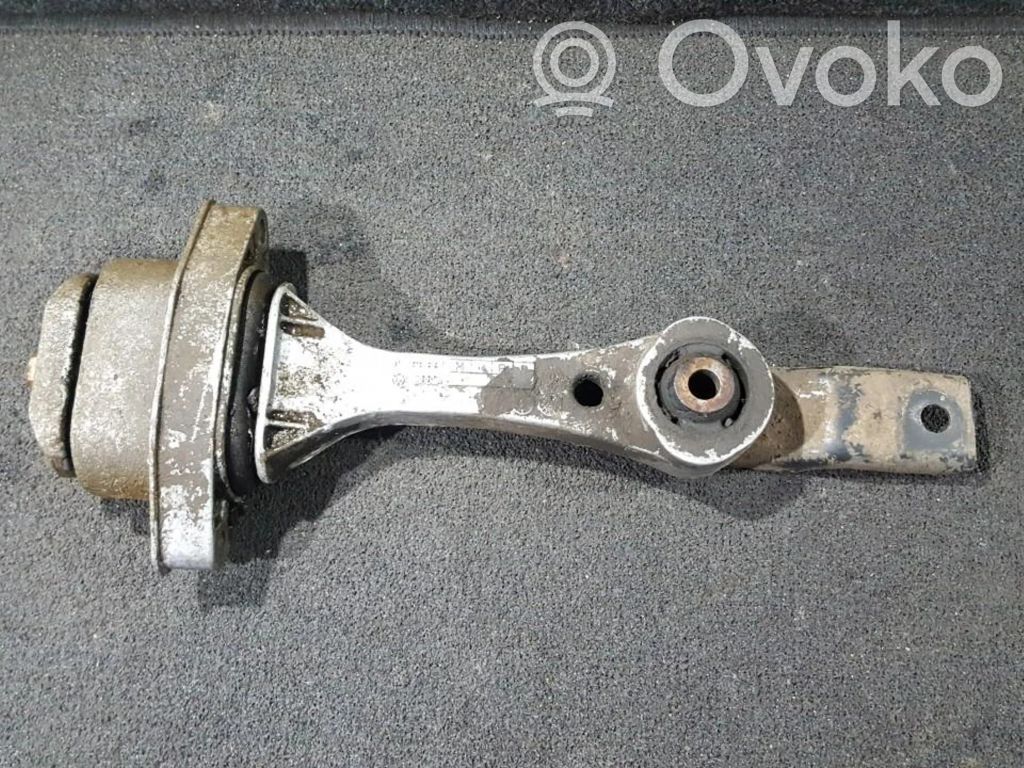 Volkswagen Golf IV Supporto di montaggio del motore