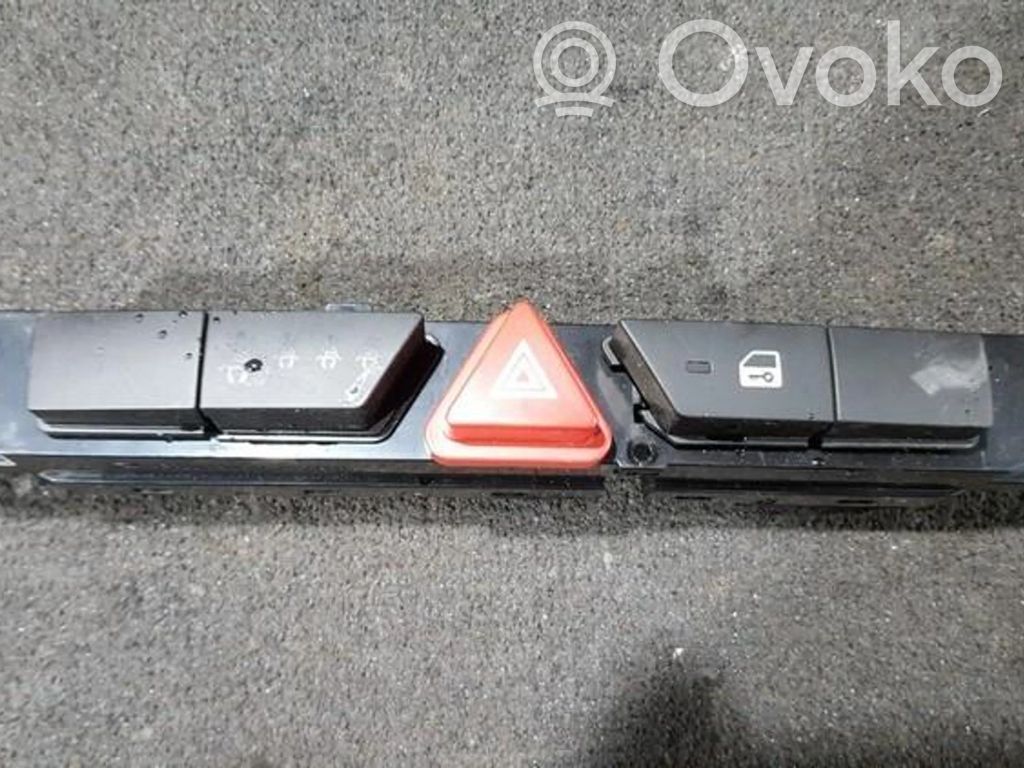 Botón interruptor de luz de peligro   937001H900,202009258,202009258,937001H900
