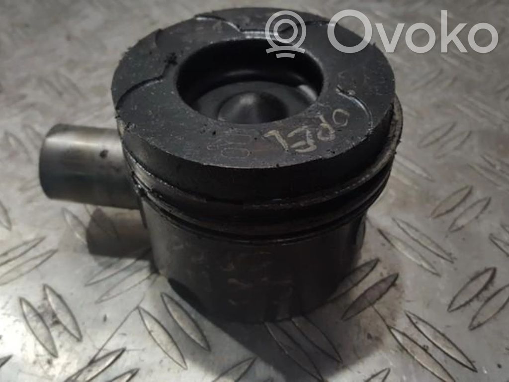 Piston