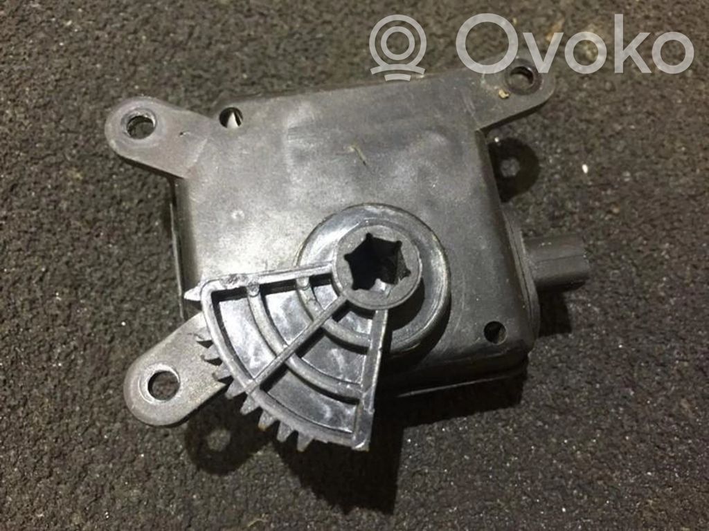 Opel Astra H Motorino attuatore aria 