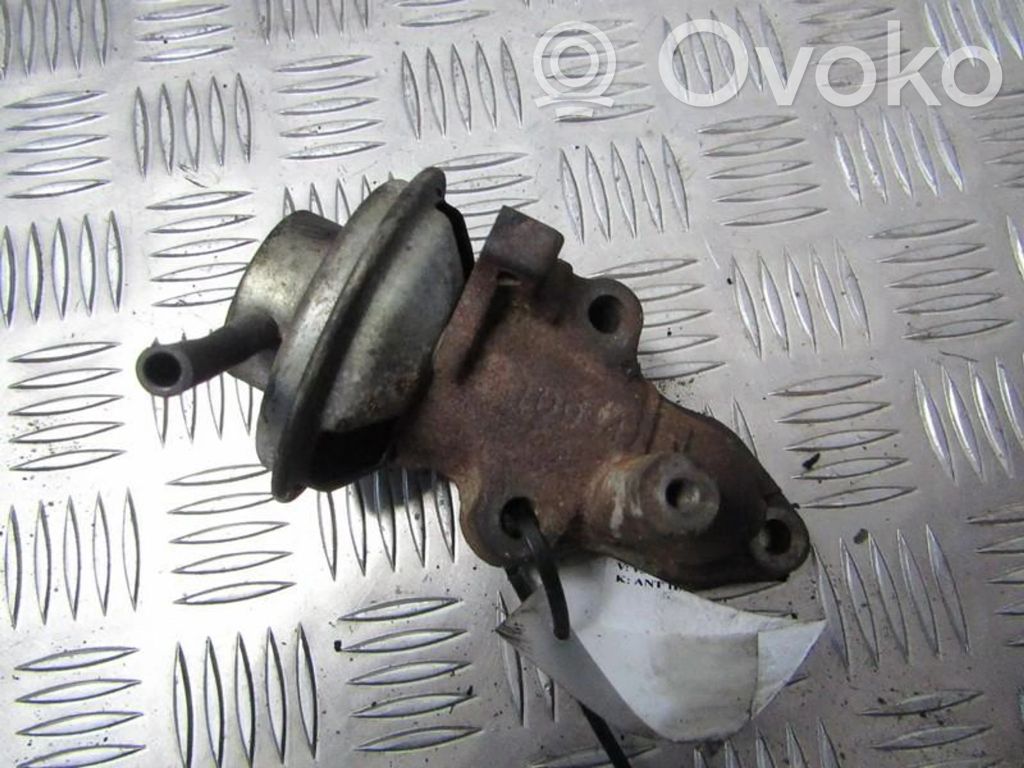 Toyota Avensis T220 Supapă EGR 