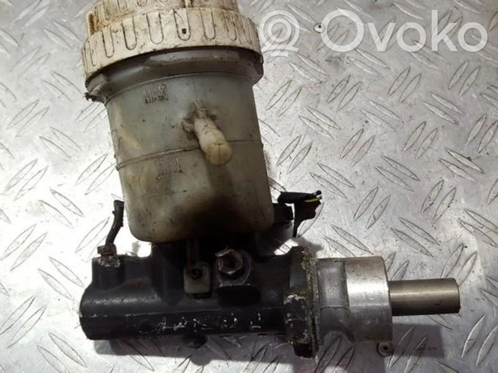 Mitsubishi Carisma Pääjarrusylinteri 