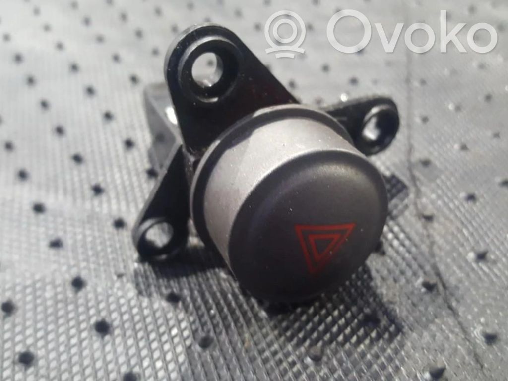 Hyundai Coupe Botón interruptor de luz de peligro 