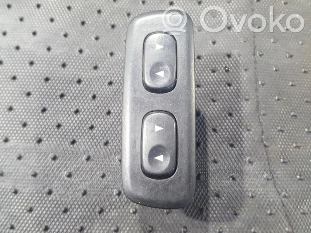 Hyundai Accent Schalter el. Fensterheber 