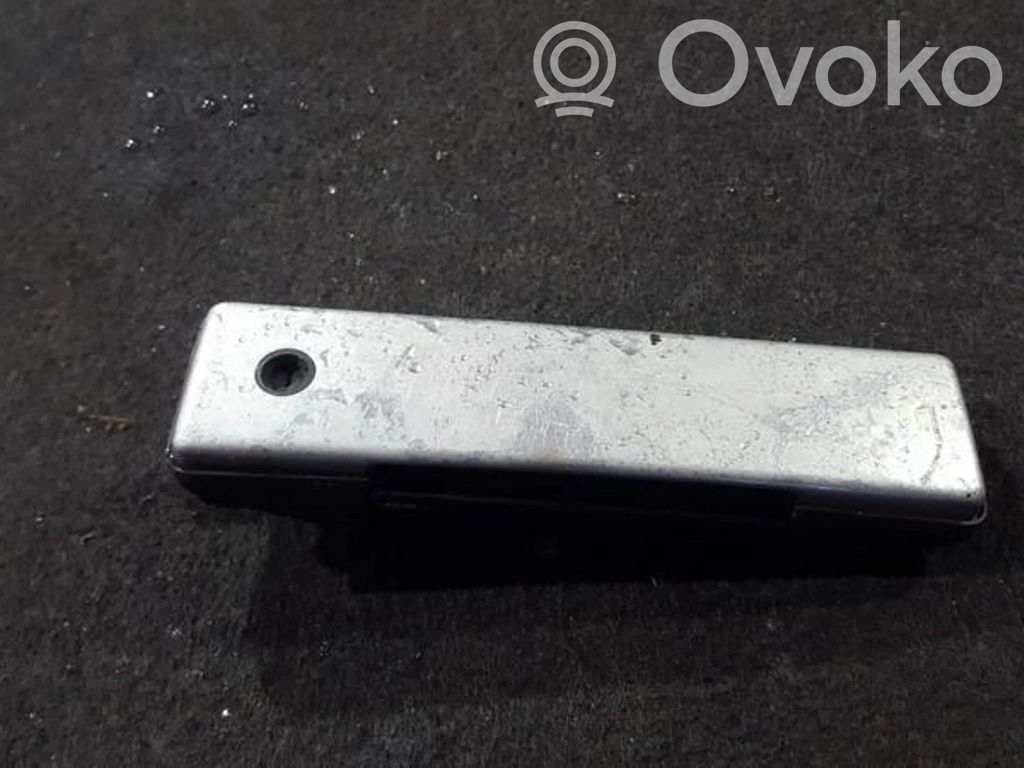 Poignée extérieure de porte avant