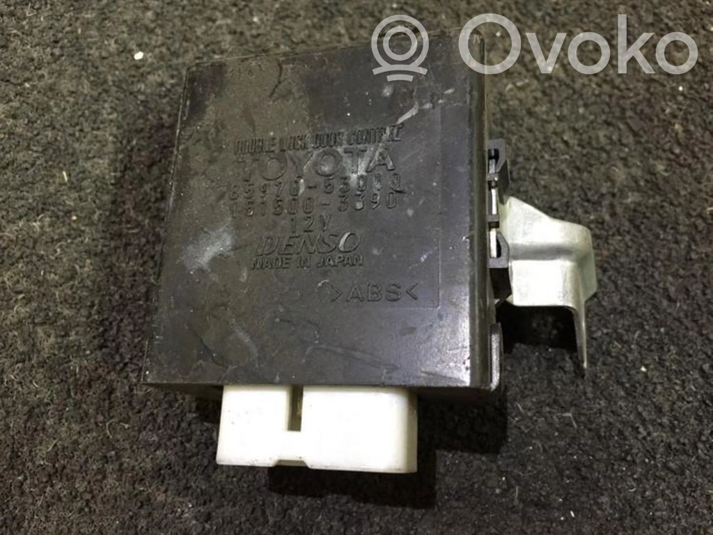 Lexus IS 200-300 Unidad de control/módulo de la puerta 