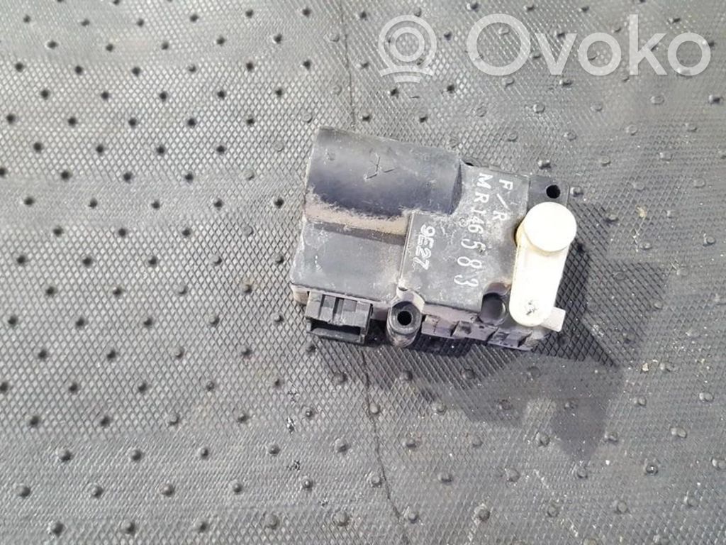 Volvo S40, V40 Motor/actuator clapetă aer 
