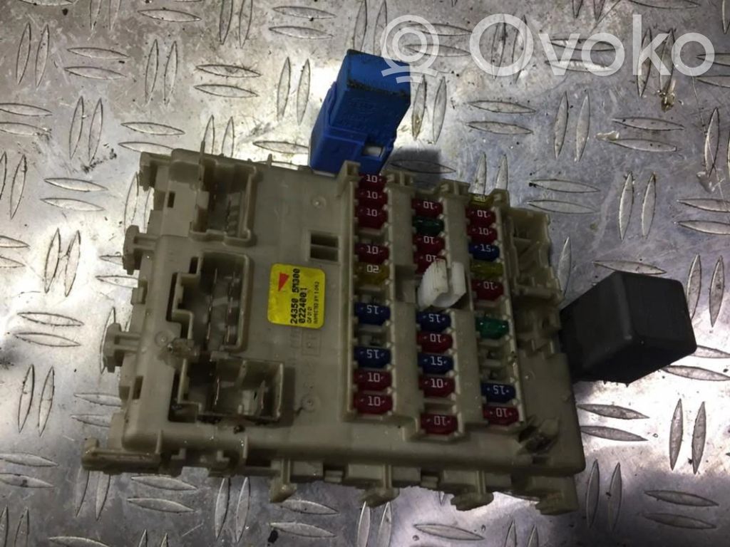 Nissan Almera N16 Set scatola dei fusibili
