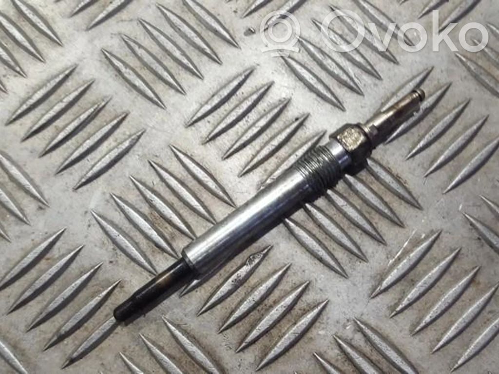 Hehkutulppa   Y930U,Y930U