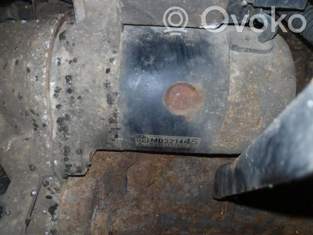 Mitsubishi Carisma Rozrusznik 