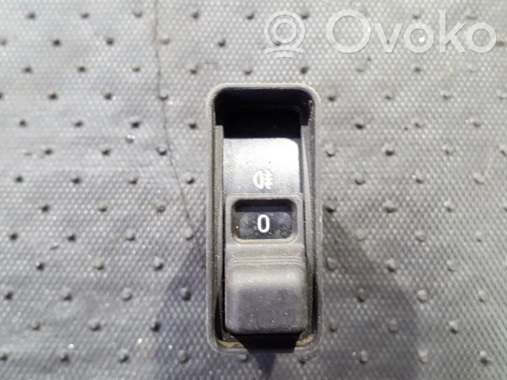 BMW 5 E34 Schalter Nebelscheinwerfer 