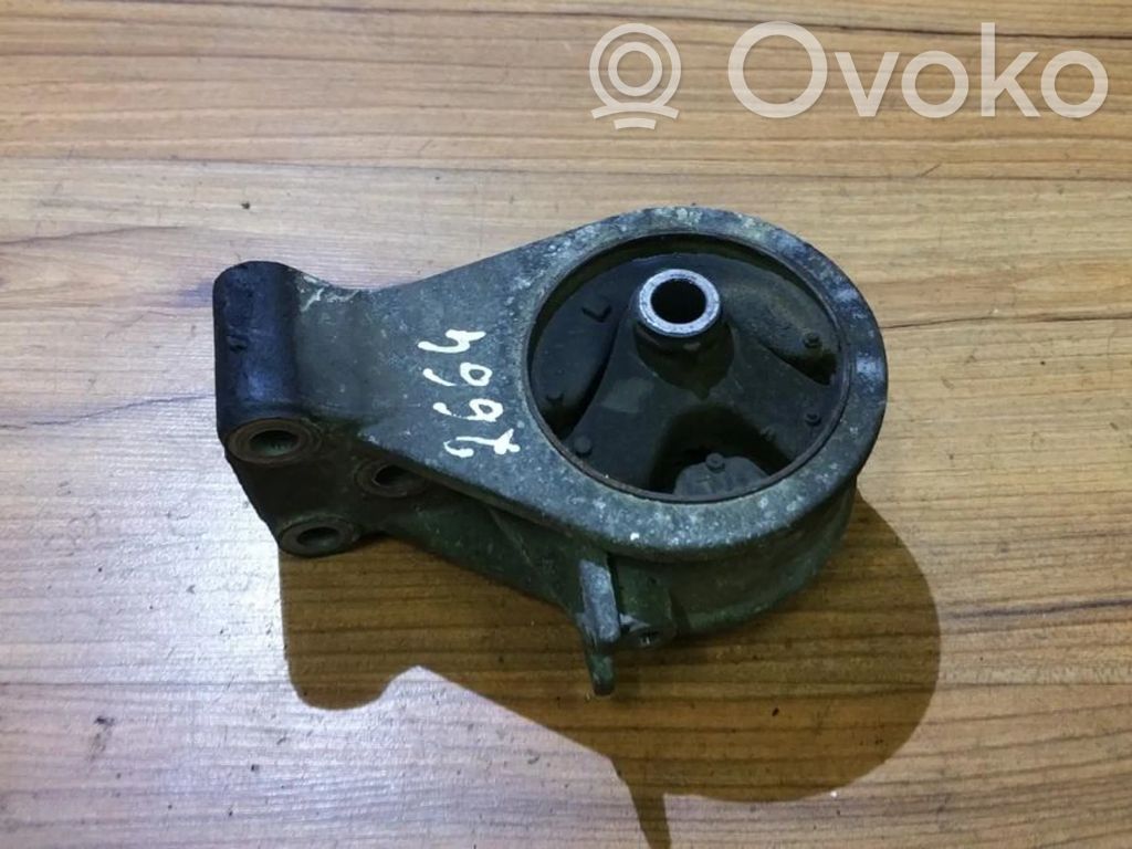 Mitsubishi Colt Soporte de montaje del motor 