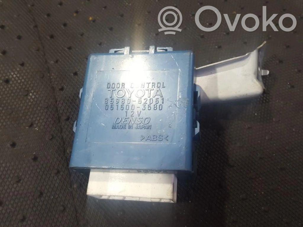 Toyota Yaris Unité de commande module de porte 