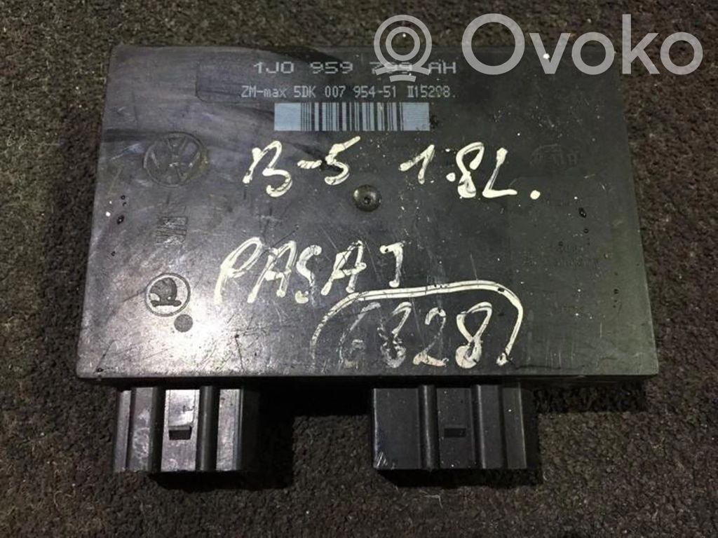 Volkswagen PASSAT B5 Modul confort 
