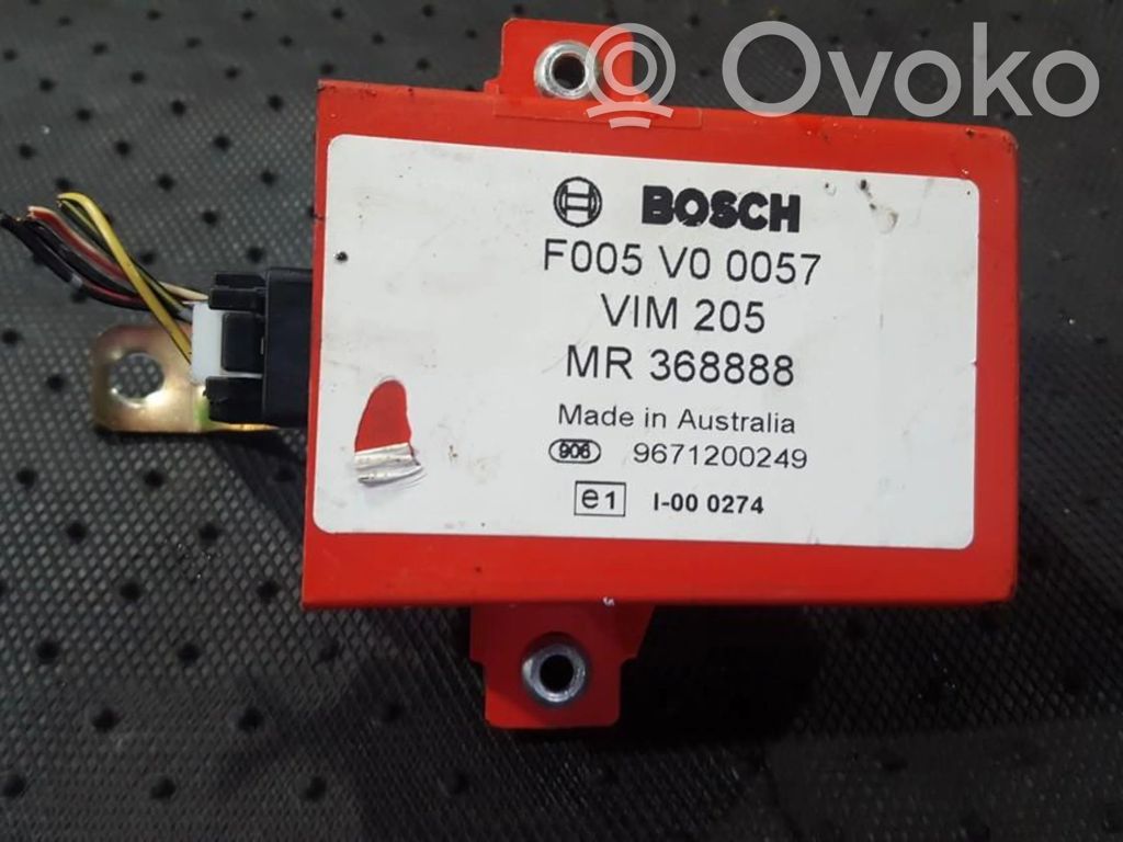 Autres unités de commande / modules   MR368888,F005V00057,F005V00057,MR368888