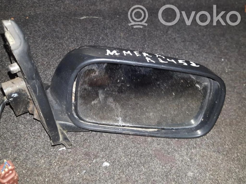 Nissan Almera Specchietto retrovisore elettrico portiera anteriore 