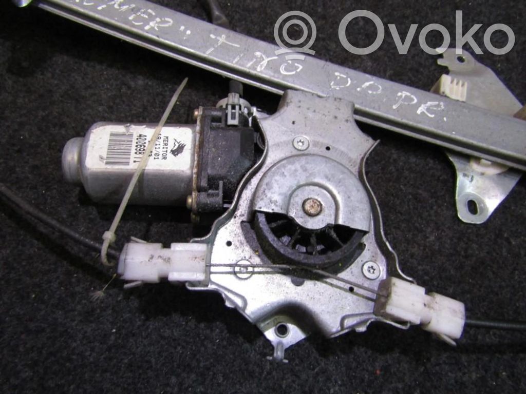 Nissan Almera Tino Motor macara geam ușă față 