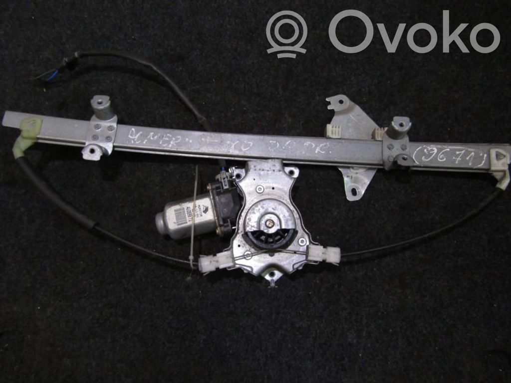 Nissan Almera Tino Elektryczny podnośnik szyby drzwi bocznych / przesuwnych 