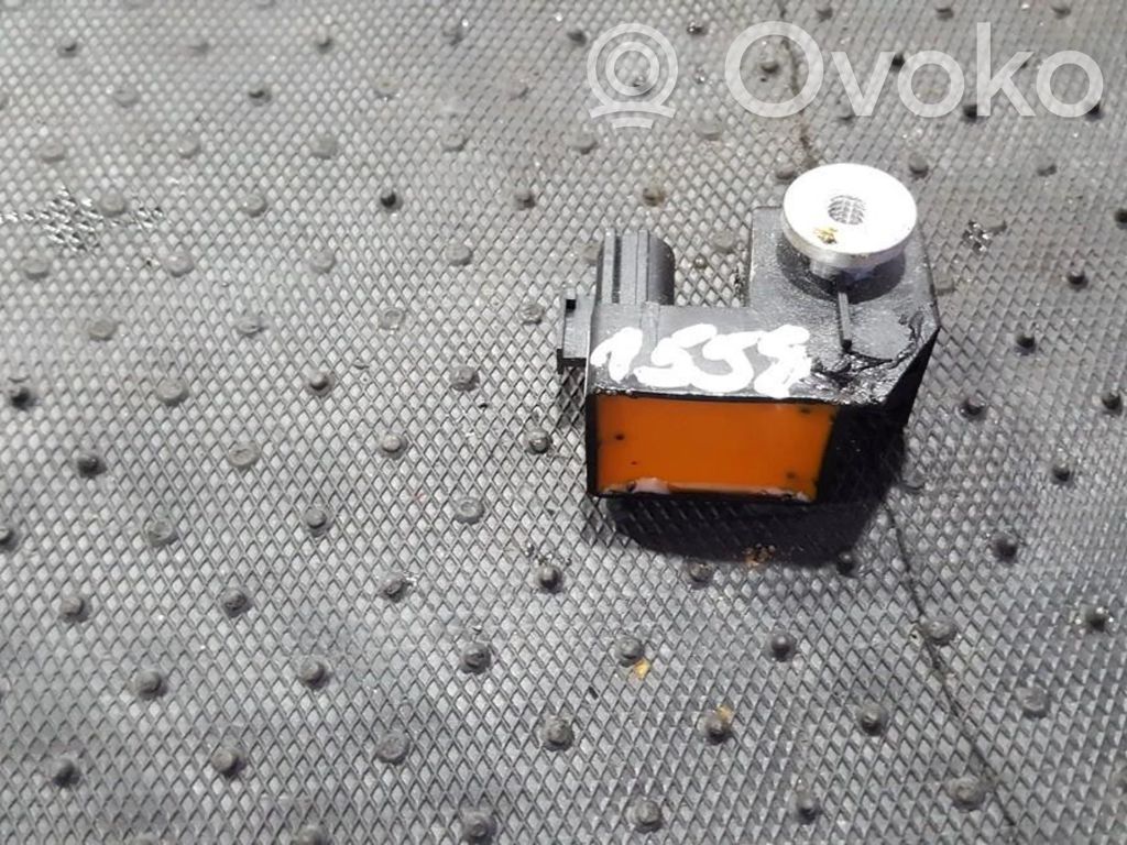 Sensor impacto/accidente para activar Airbag   601298200,8200236286B,601298200,8200236286B