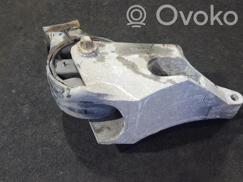 Opel Vectra C Engine mount bracket 