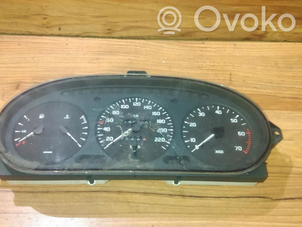 Renault Megane I Vitezometru (grup de instrumente) 